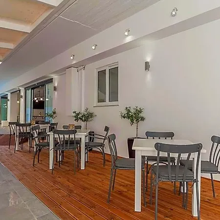 Lägenhetshotell Fedra Boutique 4*