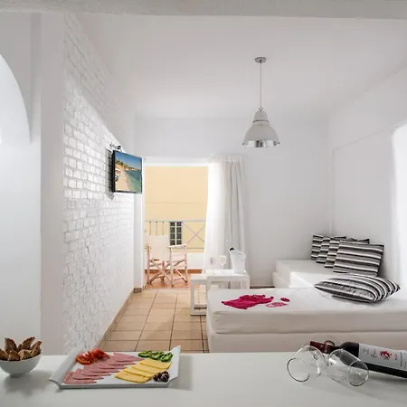 Fedra Boutique 아파트호텔 헐소니소스